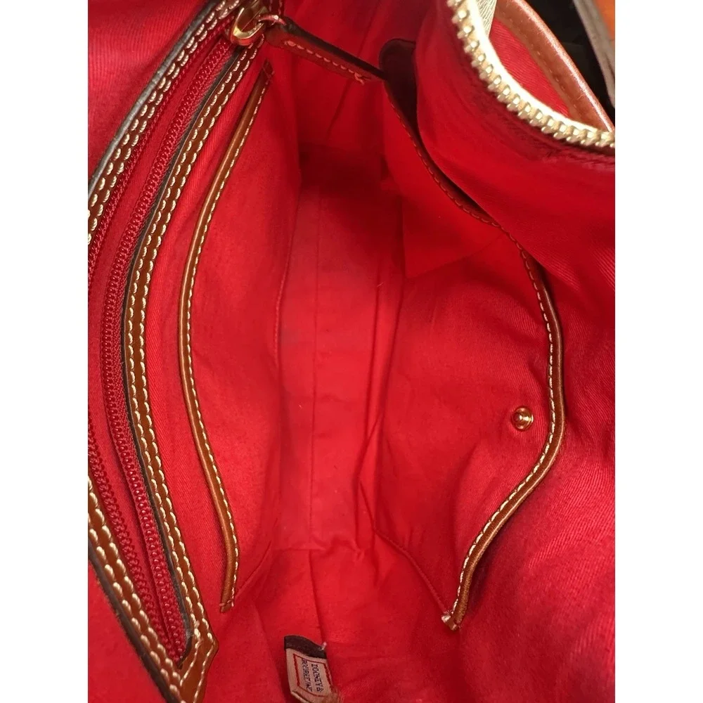 Dooney & Bourke Pebble Grain Rebecca Hobo Shoulder Bag – Classic & Stylish